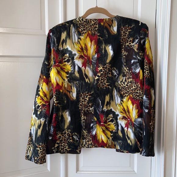 Joni B. Silky Floral & Animal Print Jacket - Picture 3 of 10